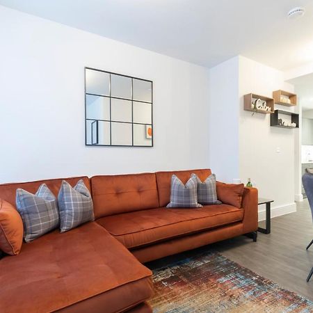 Elliot Oliver - Luxury 2 Bedroom Regency Apartment With Parking & Ev Charger Челтнъм Екстериор снимка