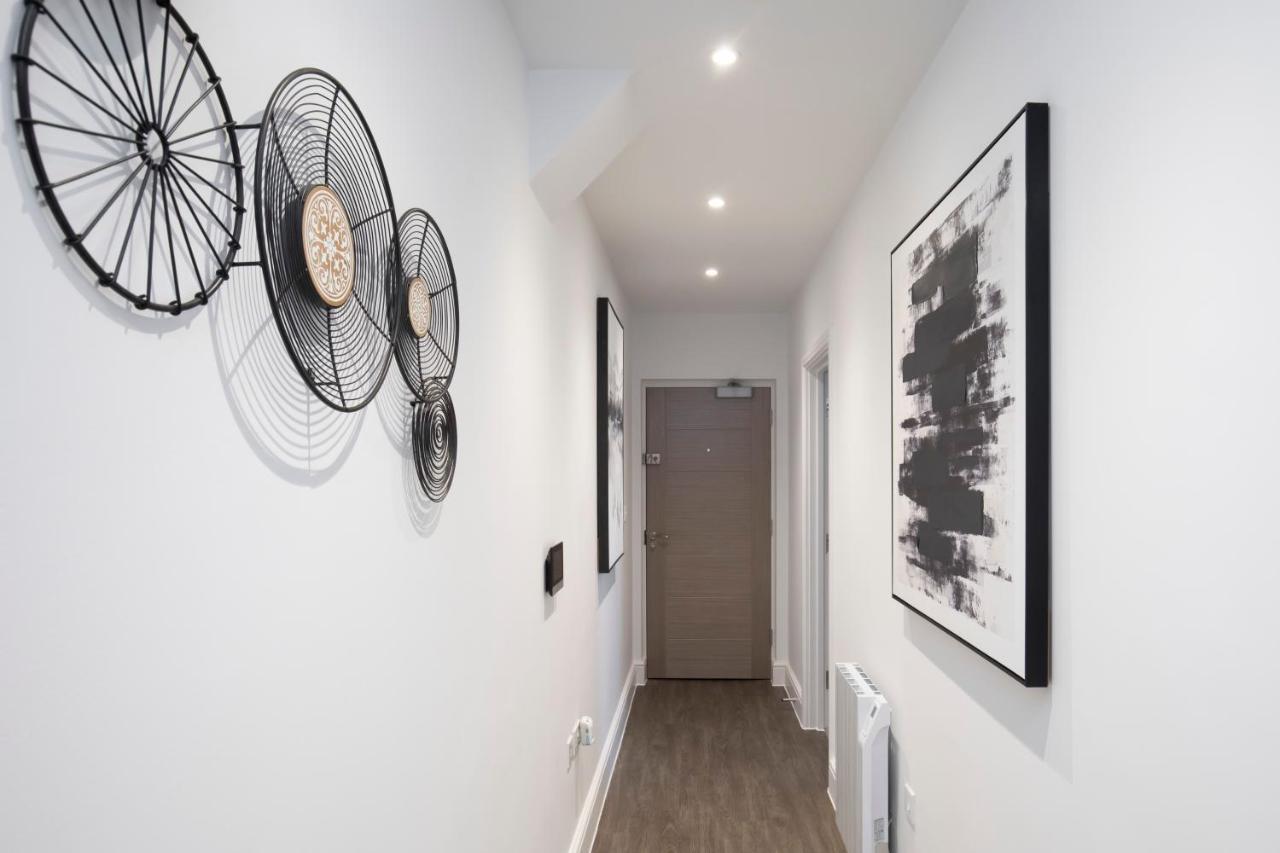 Elliot Oliver - Luxury 2 Bedroom Regency Apartment With Parking & Ev Charger Челтнъм Екстериор снимка